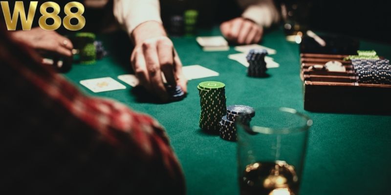 Poker thường sử dụng bộ bài Tây 52 lá